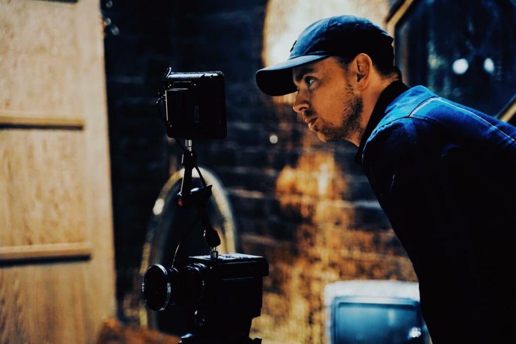 How to Find a Producer For Your Film 2 gordon cowie Sn2iHxDhywA unsplash