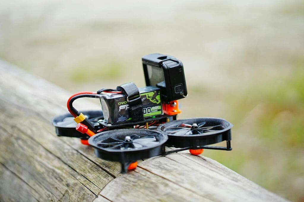 7 Best FPV Drones for Beginners in 2025 2 Chilling FPV Drone