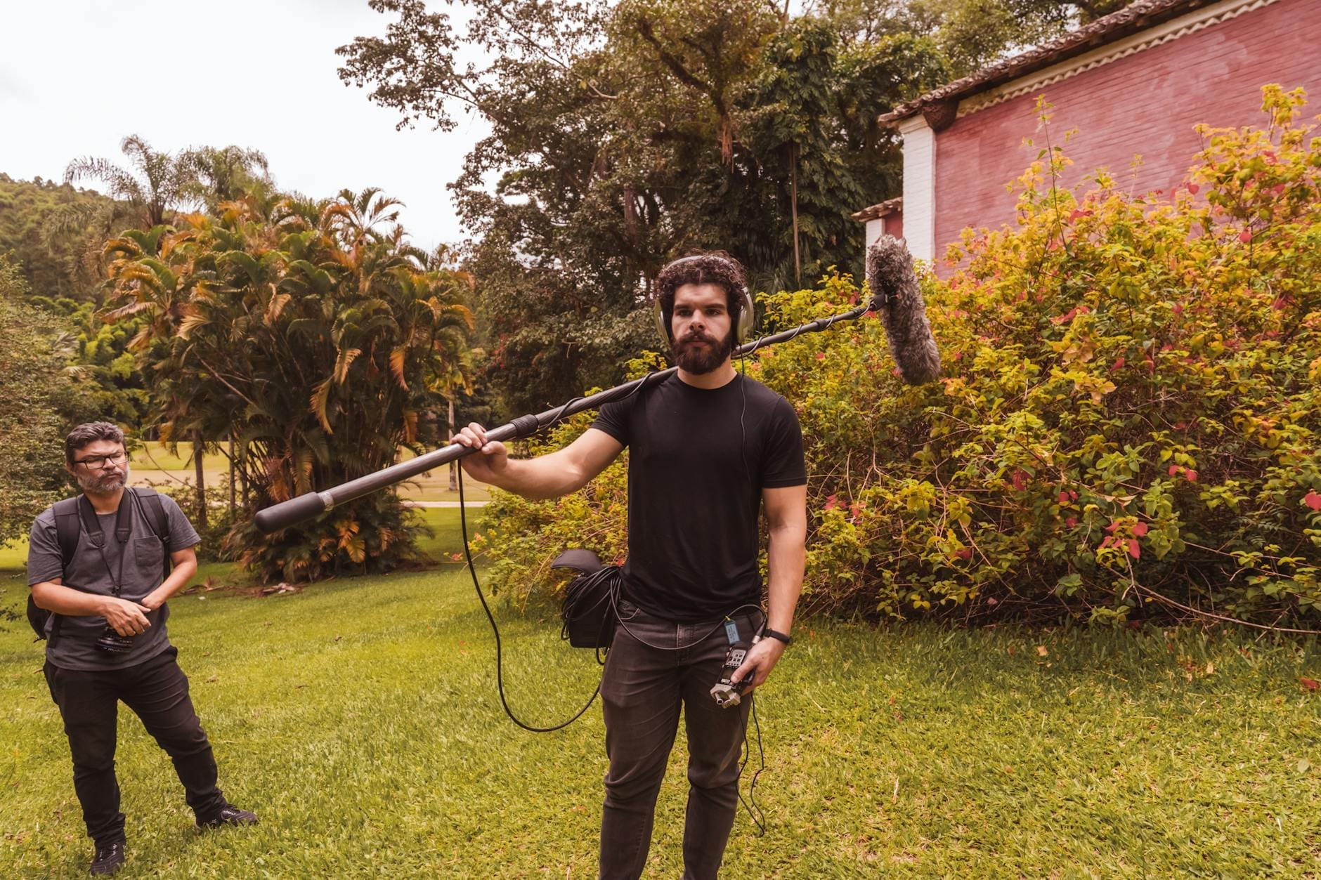 Best Audio Equipment for Filmmaking in 2026: Mics, Recorders, and Boom Setups That Pros Actually Buy 1 boom microphone film crew