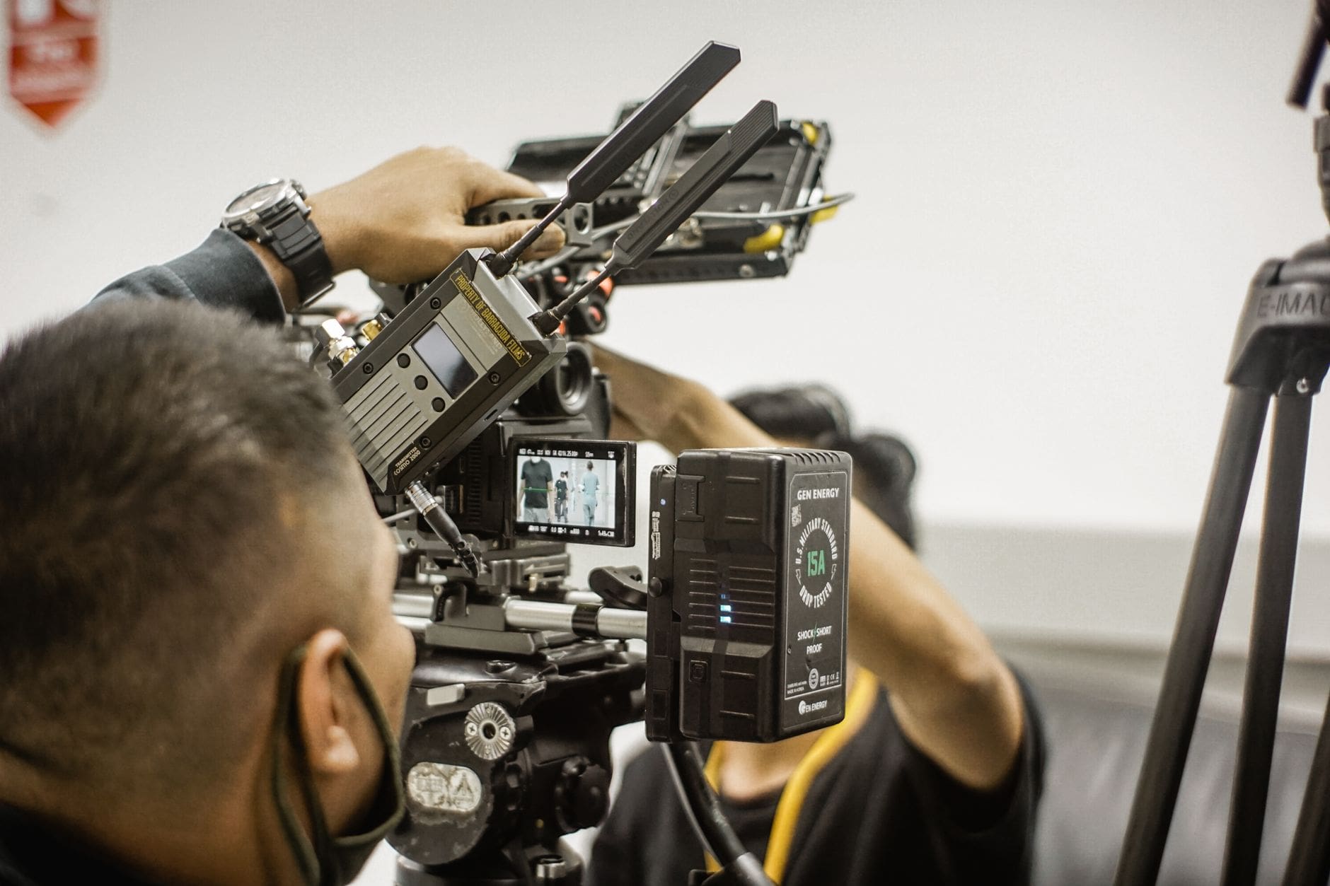 How to Plan Your Shots Like a Cinematographer: A Practical Guide to Shot Lists, Blocking, and Visual Storytelling 1 cinematographer camera shot setup