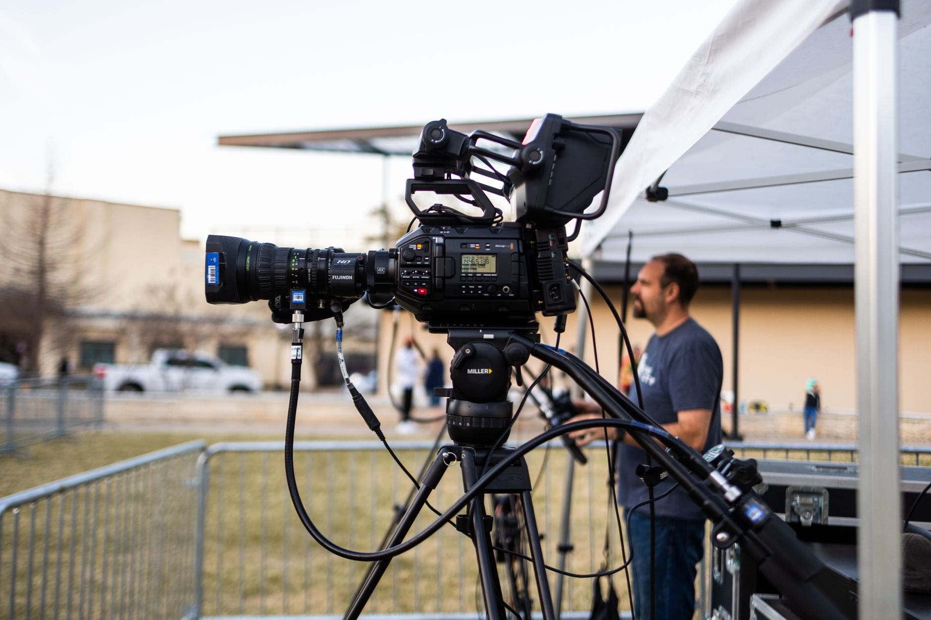 Best Camera Cages for Filmmaking in 2026: SmallRig, Tilta, and Wooden Camera Compared for Working Camera Operators 2 film camera operator rig